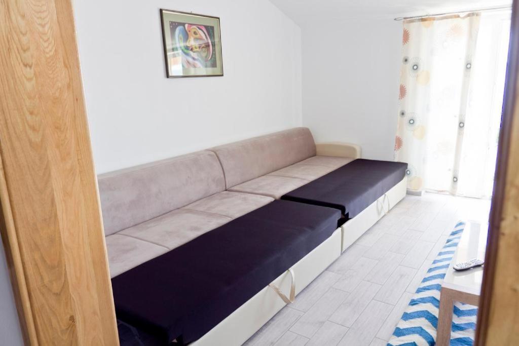 Apartmani Mira Klenovica Exterior foto